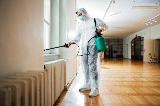 Best Commercial Pest Control Services  in Holiday Shores, IL